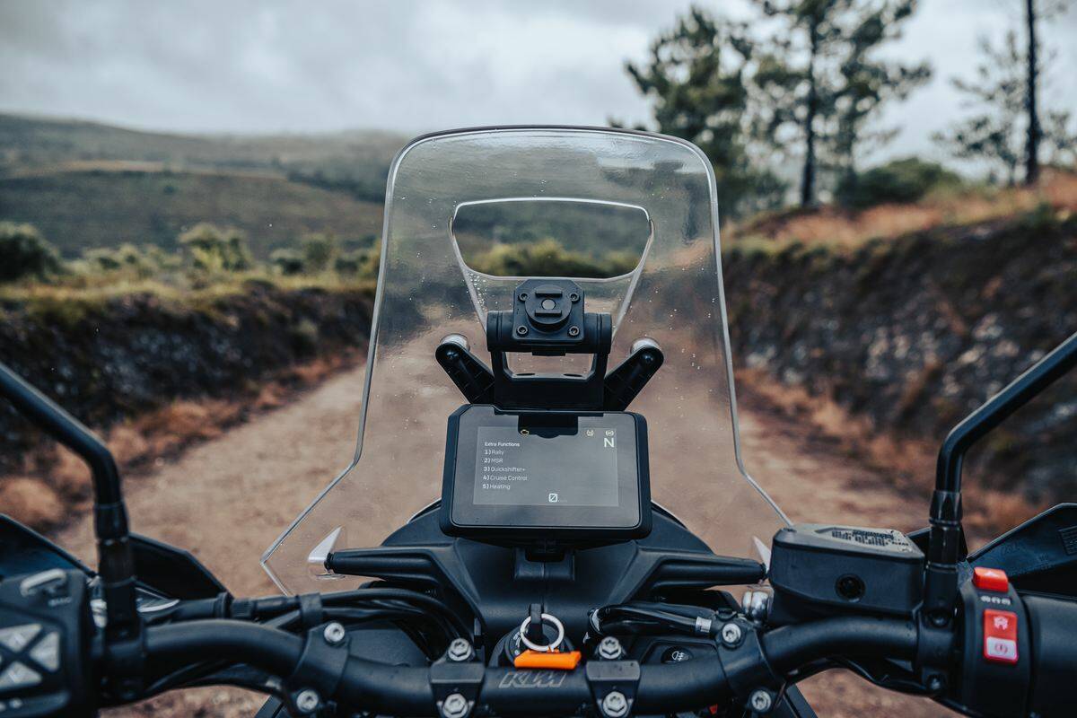 2300 KM di Adrenalina pura in Sella a una KTM 890 SMT in Sardegna