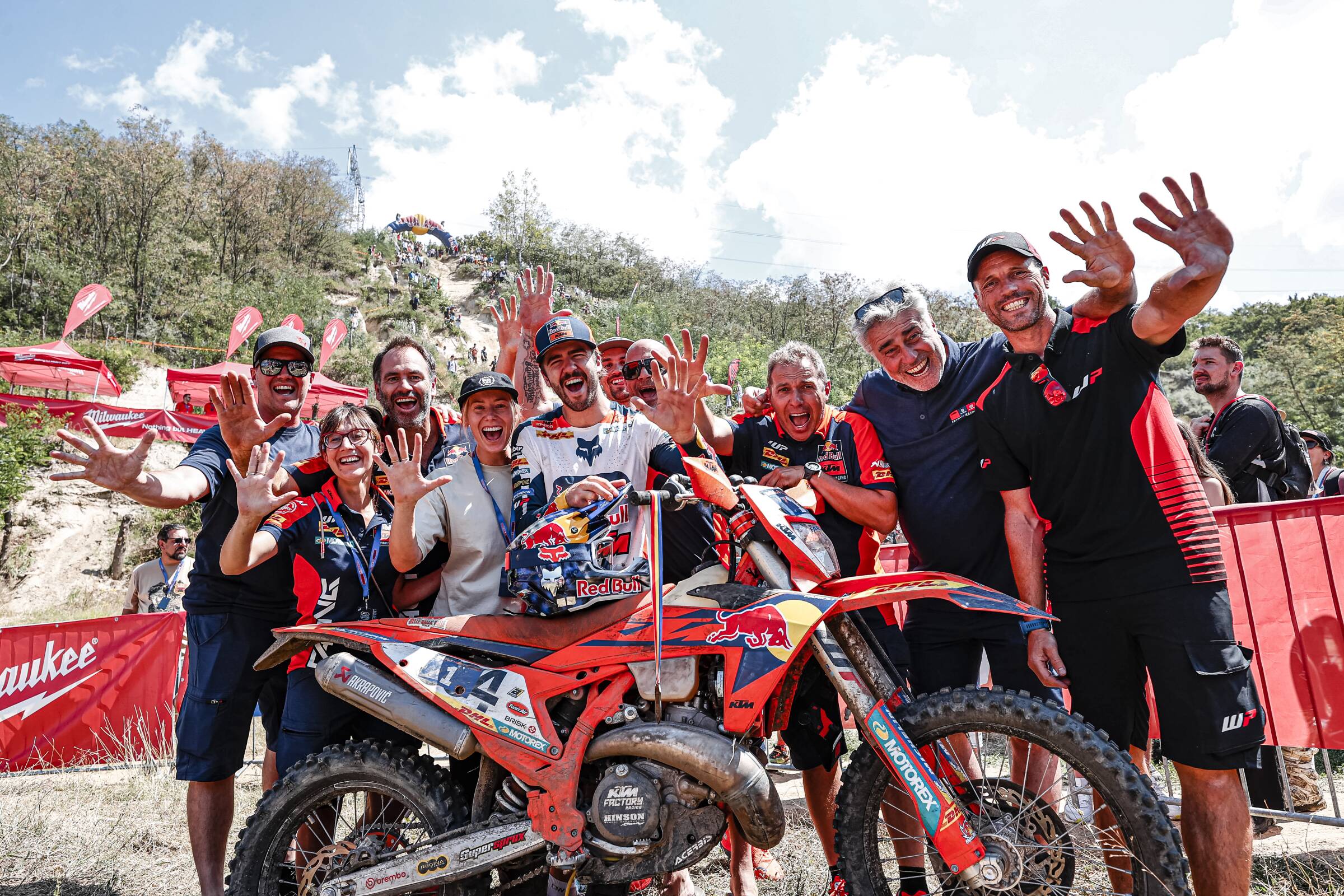 MANUEL LETTENBICHLER VINCE PER LA QUINTA VOLTA IL RED BULL ROMANIACS