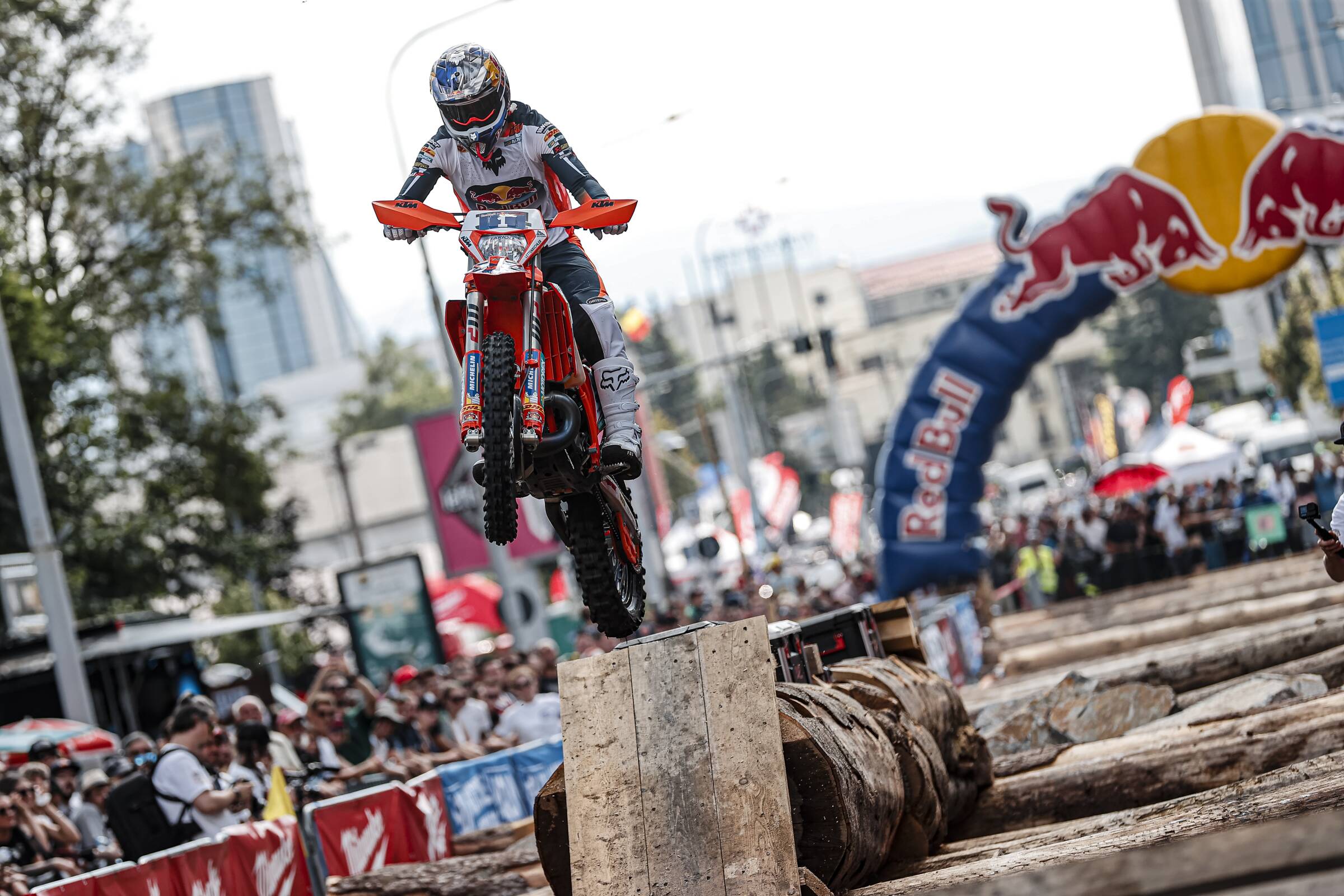 MANUEL LETTENBICHLER VINCE PER LA QUINTA VOLTA IL RED BULL ROMANIACS