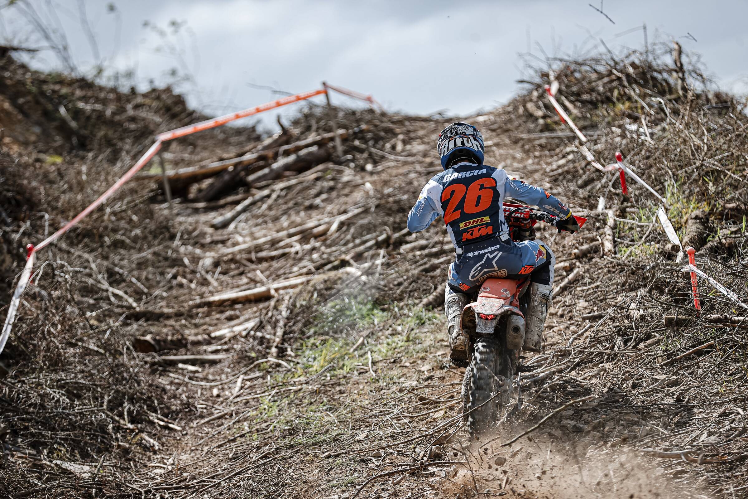 JOSEP GARCIA CONSOLIDA LA SUA LEADERSHIP NELLA ENDUROGP VINCENDO ANCHE IN GALLES