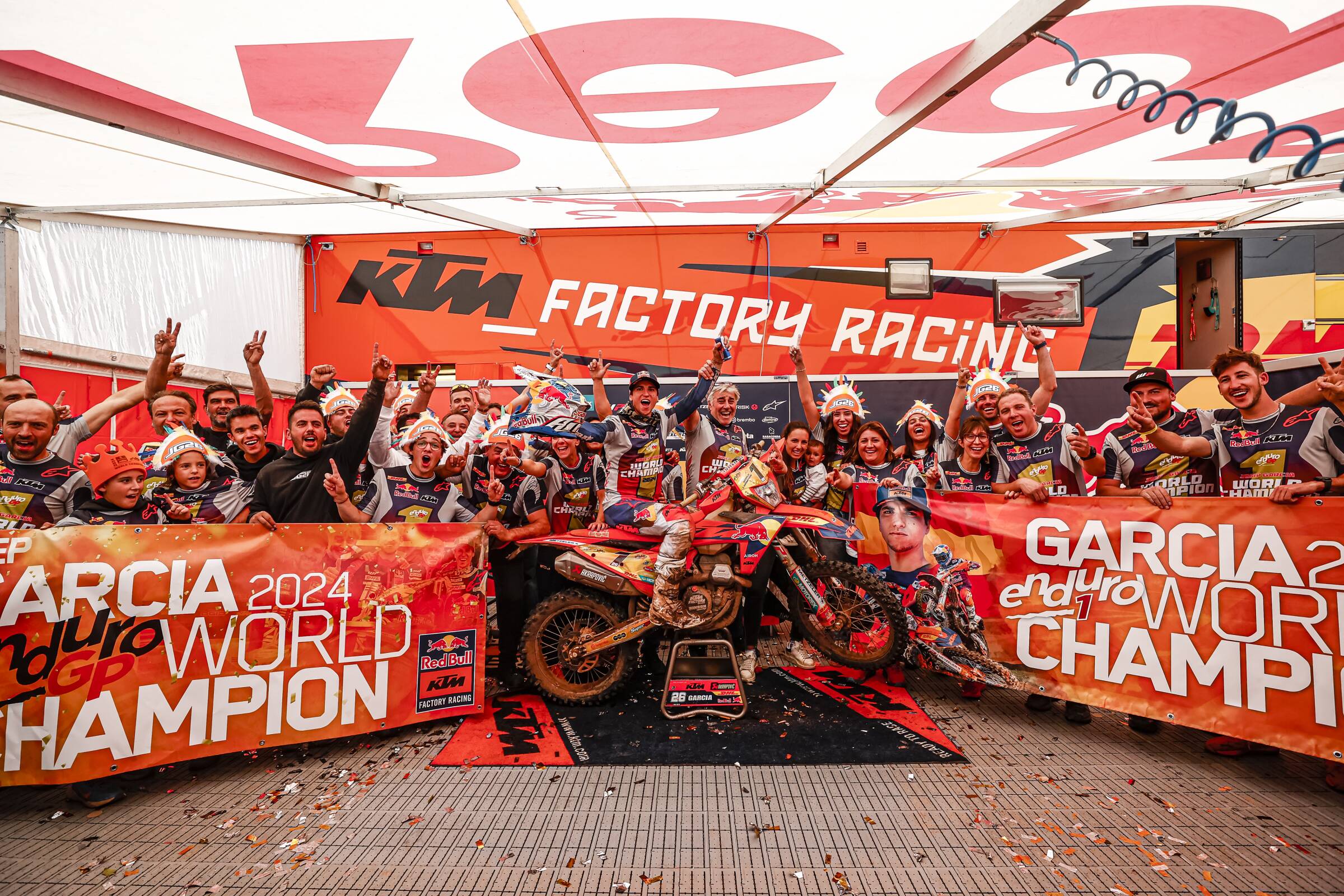 JOSEP GARCIA VINCE!!! CAMPIONE DEL MONDO ENDUROGP ED ENDURO1