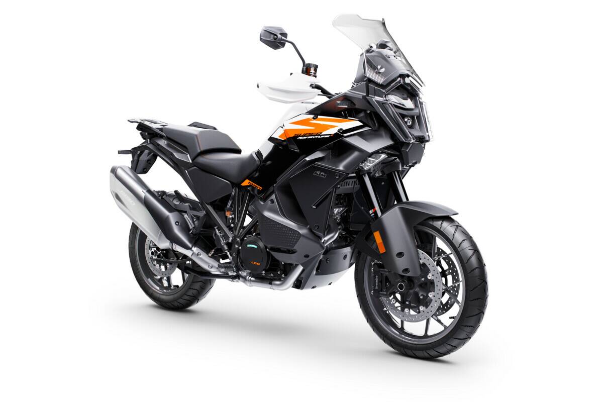 NUOVA KTM 1390 SUPER ADVENTURE S EVO 2025: TUTTO IL RESTO È PASSATO