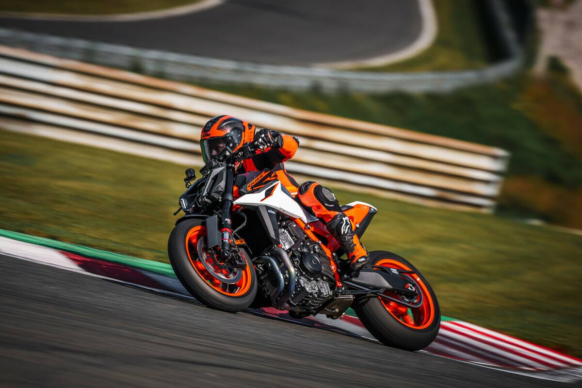 NUOVA KTM 990 DUKE R 2025