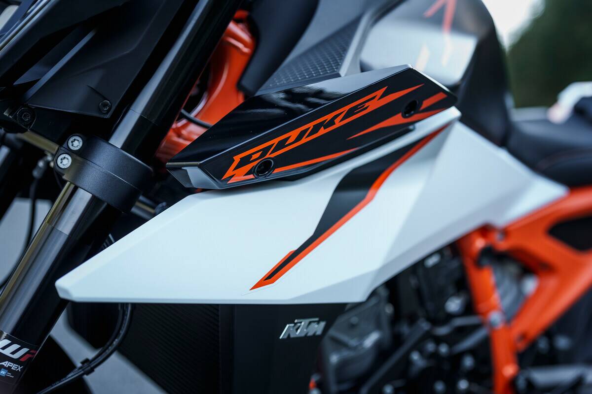 NUOVA KTM 990 DUKE R 2025