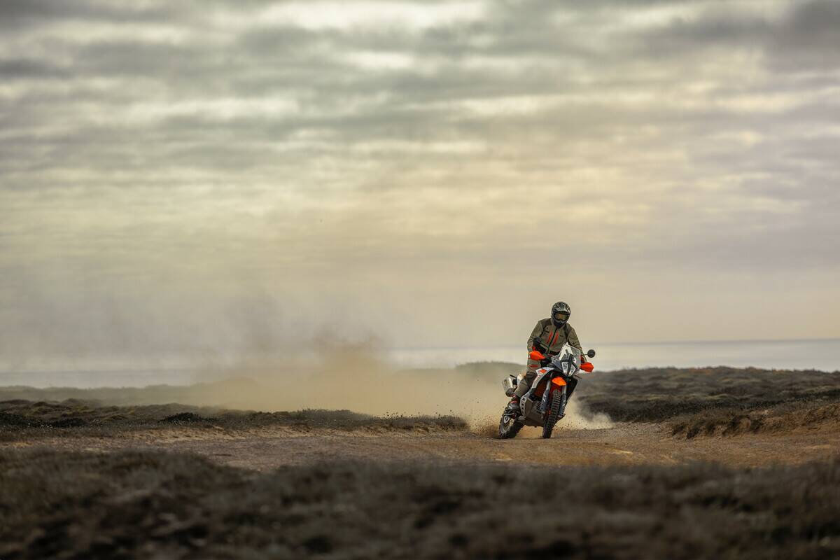 KTM 890 ADVENTURE R 2025: È SEMPRE LEI LA REGINA DELL’OFFROAD