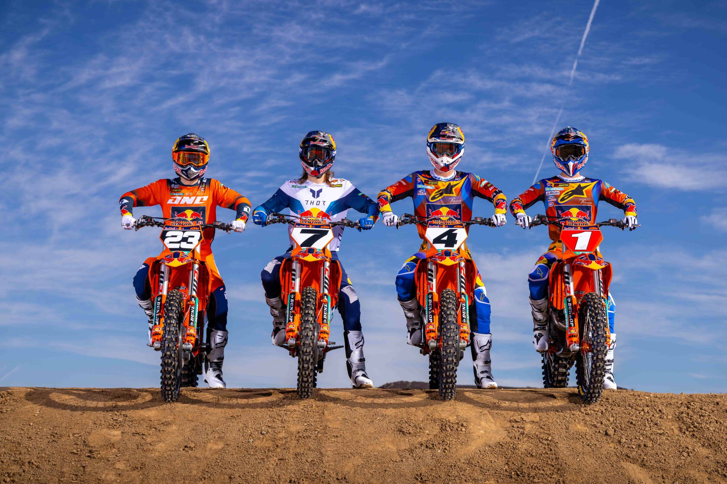 IL TEAM RED BULL KTM FACTORY RACING PRESENTA LA LINE-UP PER IL SUPERMOTOCROSS WORLD CHAMPIONSHIP 2025