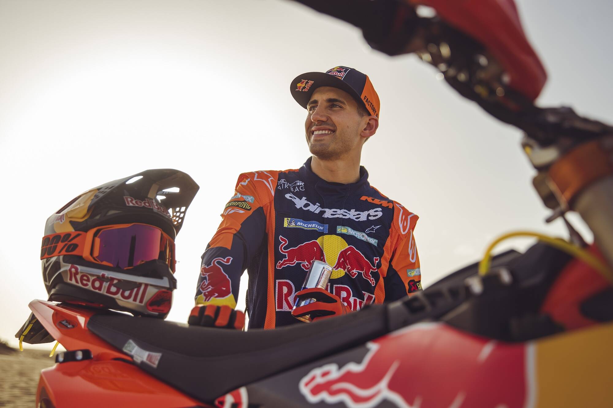 DAKAR 2025: IL TEAM RED BULL KTM FACTORY RACING È READY TO RACE!