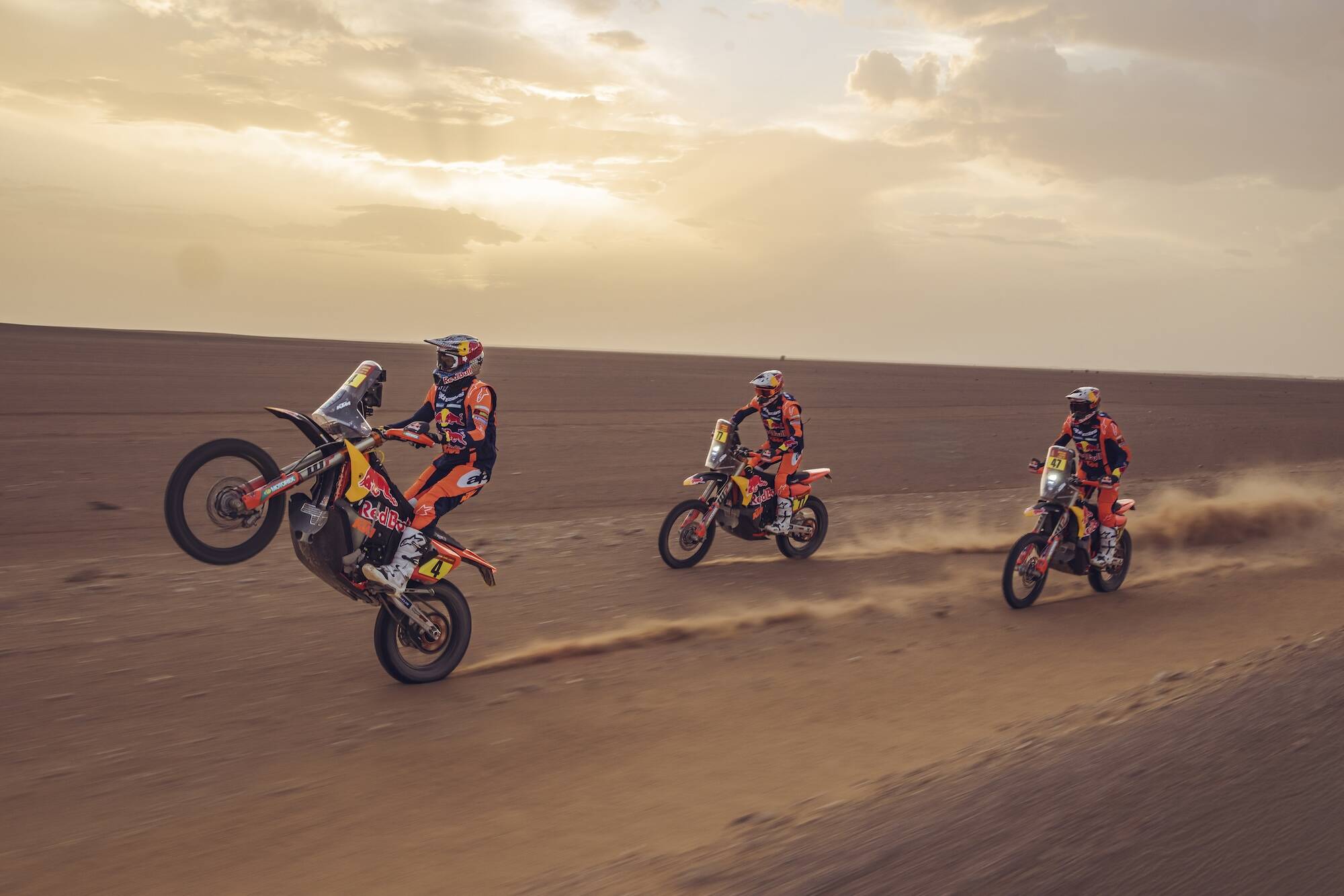 DAKAR 2025: IL TEAM RED BULL KTM FACTORY RACING È READY TO RACE!