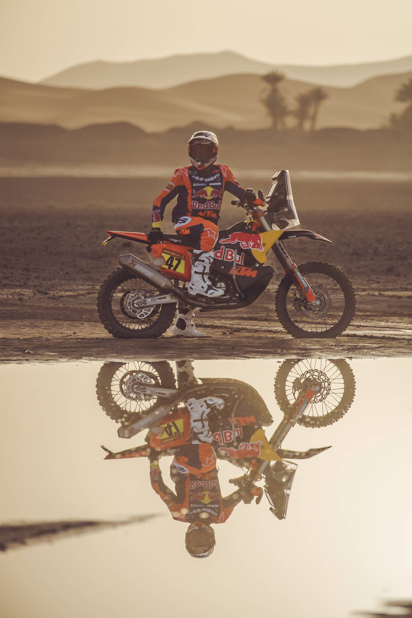 DAKAR 2025: IL TEAM RED BULL KTM FACTORY RACING È READY TO RACE!