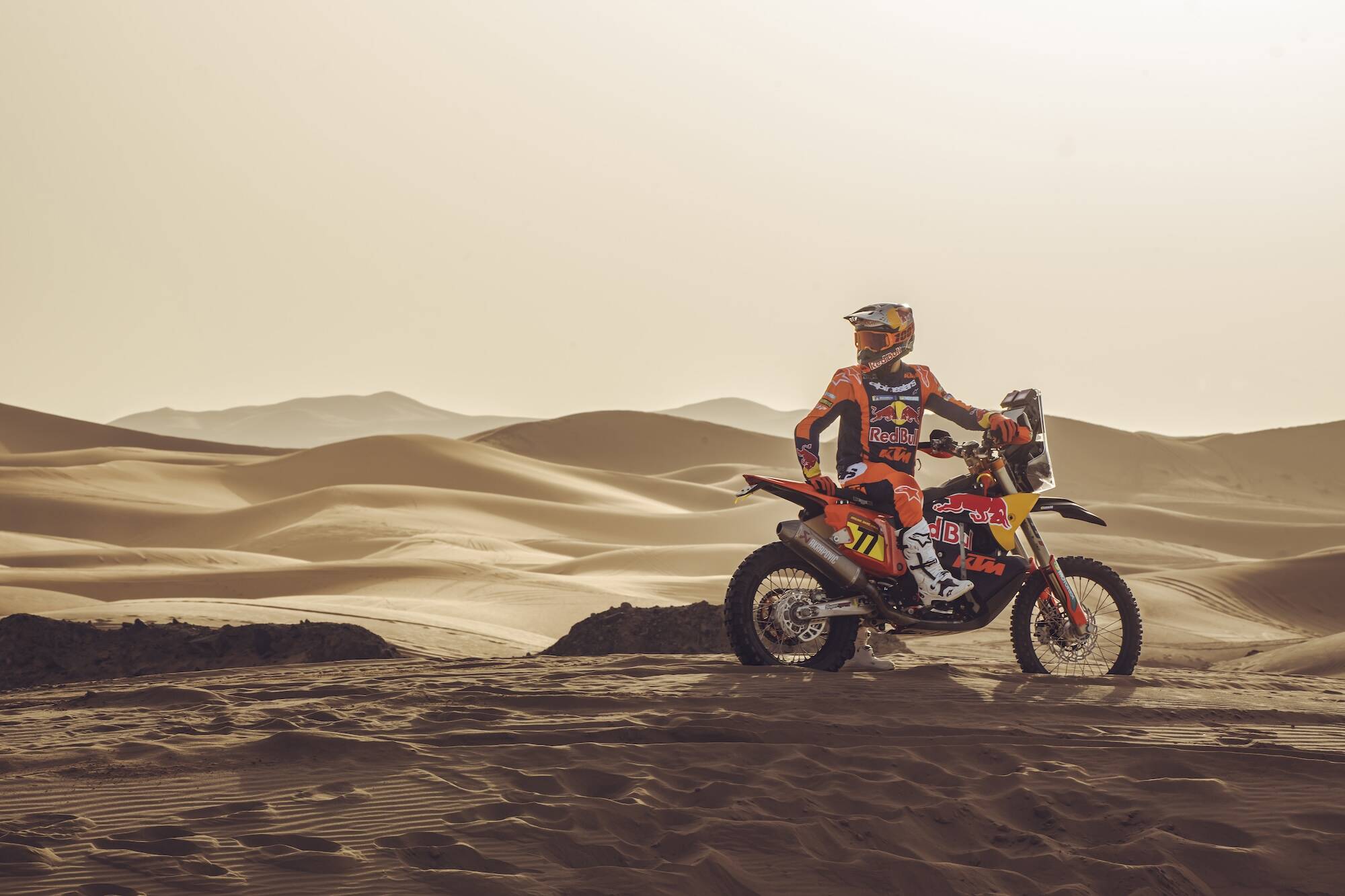 DAKAR 2025: IL TEAM RED BULL KTM FACTORY RACING È READY TO RACE!