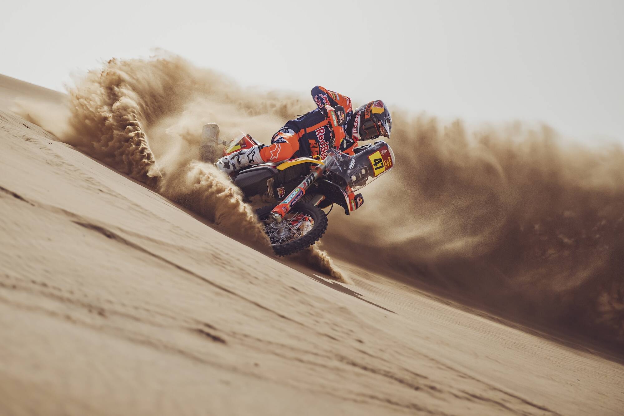 DAKAR 2025: IL TEAM RED BULL KTM FACTORY RACING È READY TO RACE!