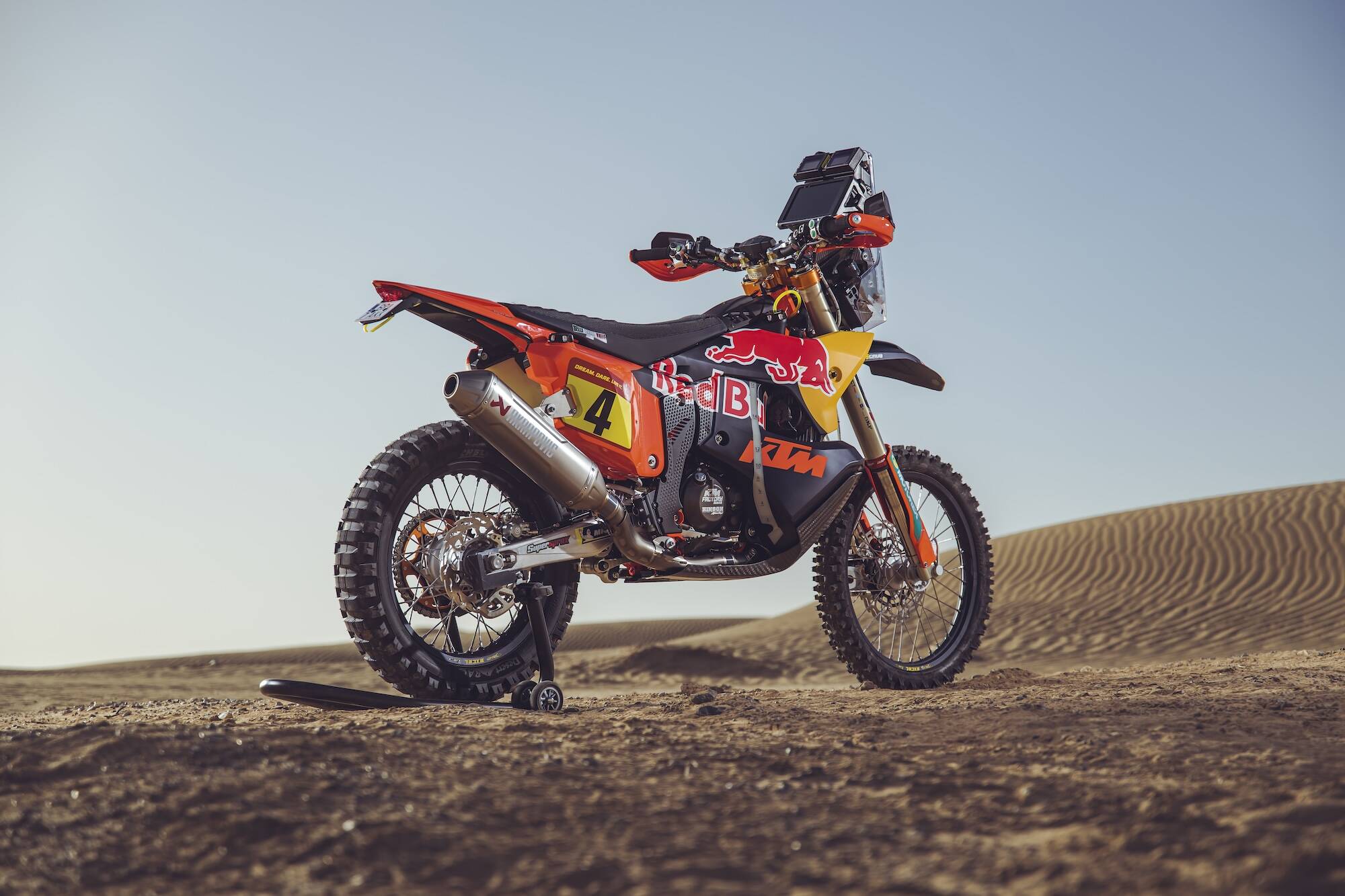 DAKAR 2025: IL TEAM RED BULL KTM FACTORY RACING È READY TO RACE!