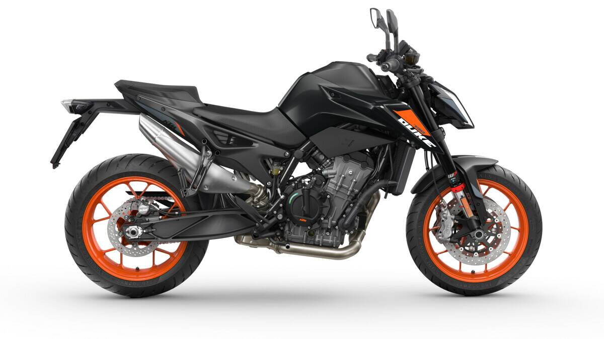 KTM 790 DUKE 2025: IL BISTURI È ANCORA PIÙ AFFILATO