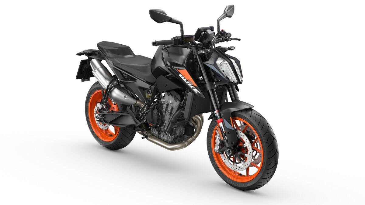KTM 790 DUKE 2025: IL BISTURI È ANCORA PIÙ AFFILATO