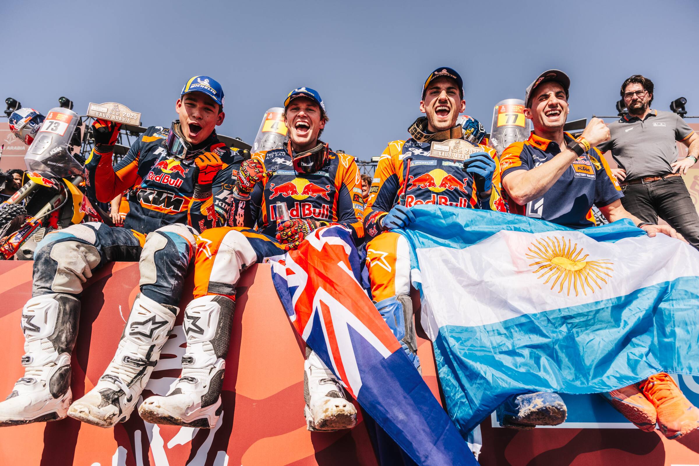 DANIEL SANDERS E KTM VINCONO LA DAKAR 2025