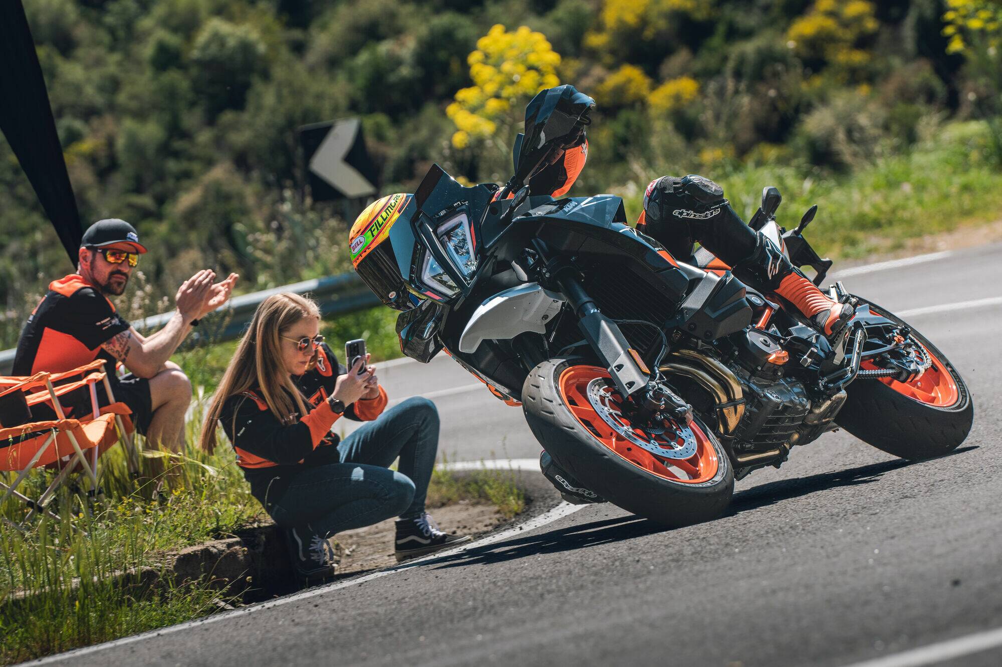 KTM IN AZIONE A EICMA RIDING FEST 2025: LE MOTO READY TO RACE ARRIVANO A MISANO