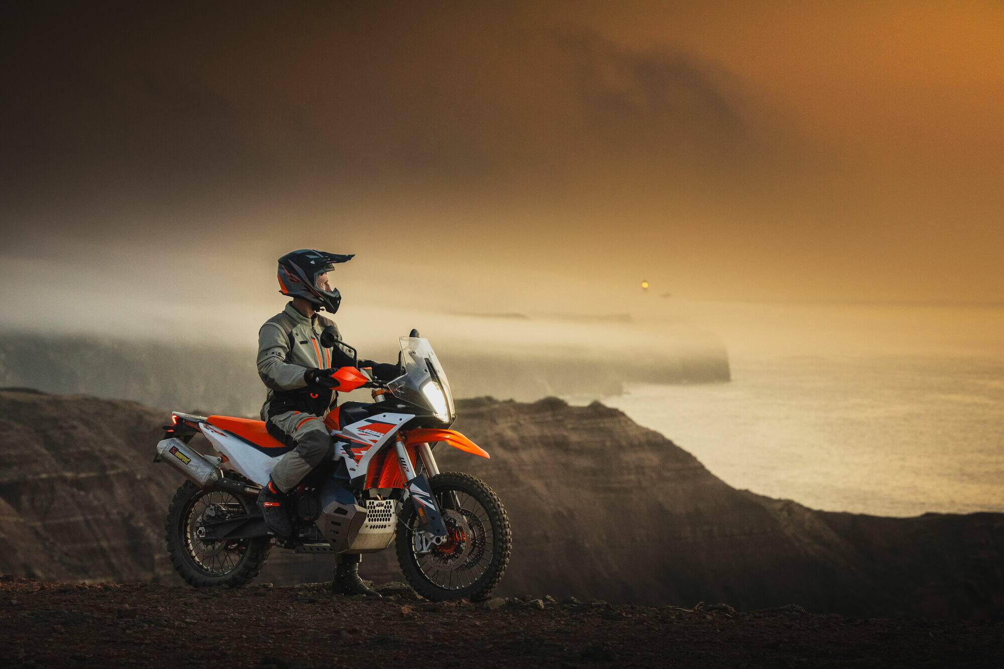 KTM IN AZIONE A EICMA RIDING FEST 2025: LE MOTO READY TO RACE ARRIVANO A MISANO