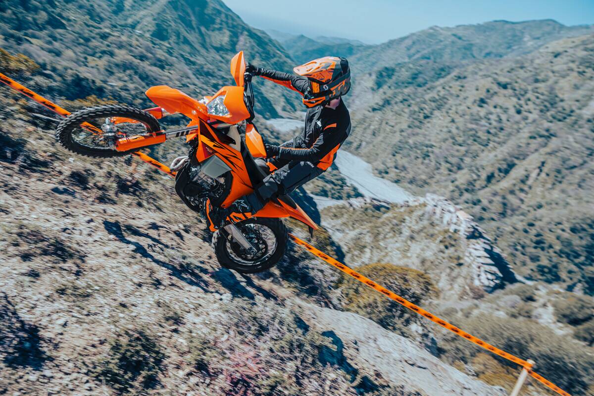 KTM PRESENTA LA NUOVA GAMMA ENDURO 2026