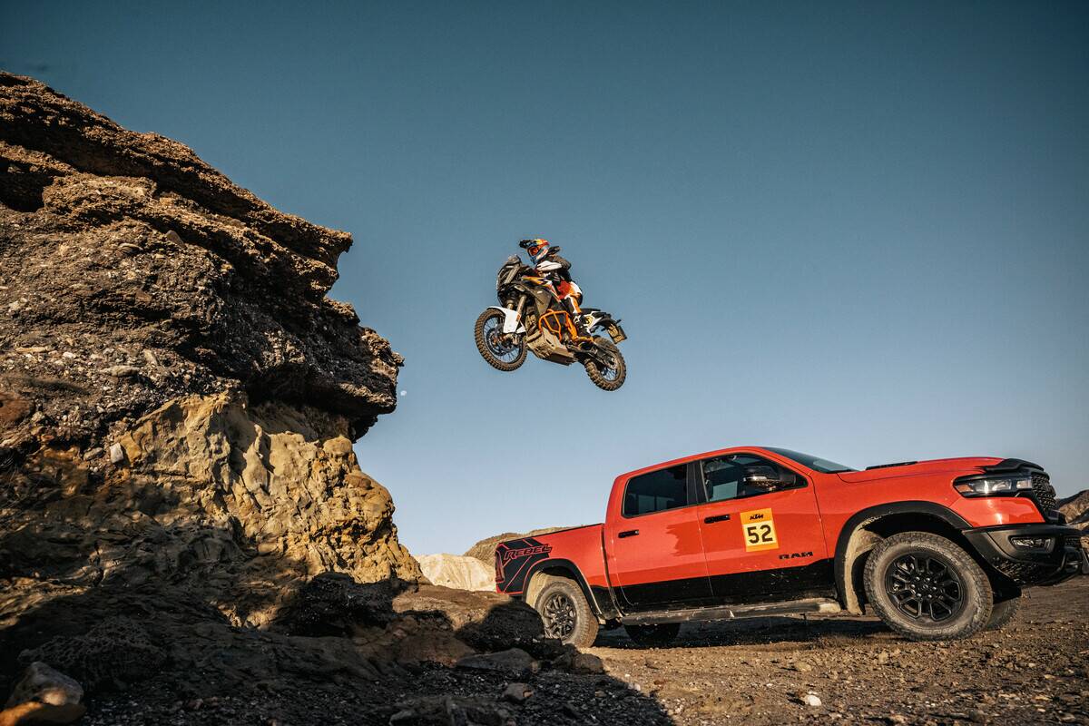 IN ARRIVO LA NUOVA GENERAZIONE DI MODELLI KTM STREET E ADVENTURE 2026