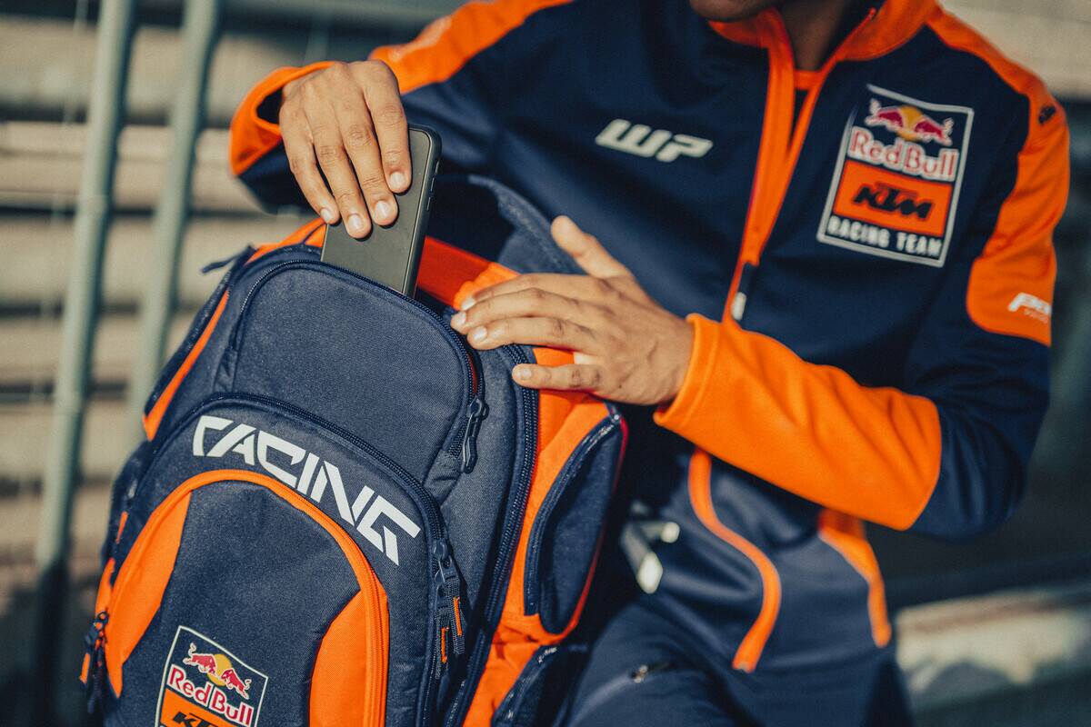 COLLEZIONE REPLICA RESTOCK: DI NUOVO IN PISTA!