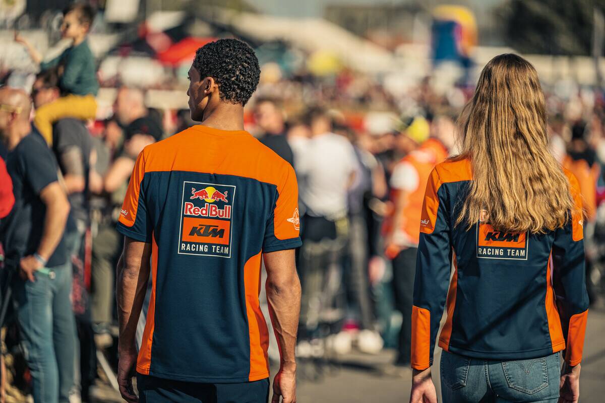 Red Bull Factory Racing Replica 2025